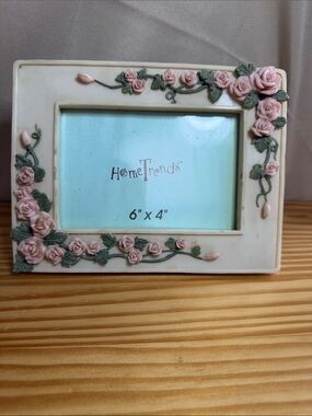 HomeTrends Vintage Shabby Chic Pink Rose Resin Picture Frame 4x6 Tabletop